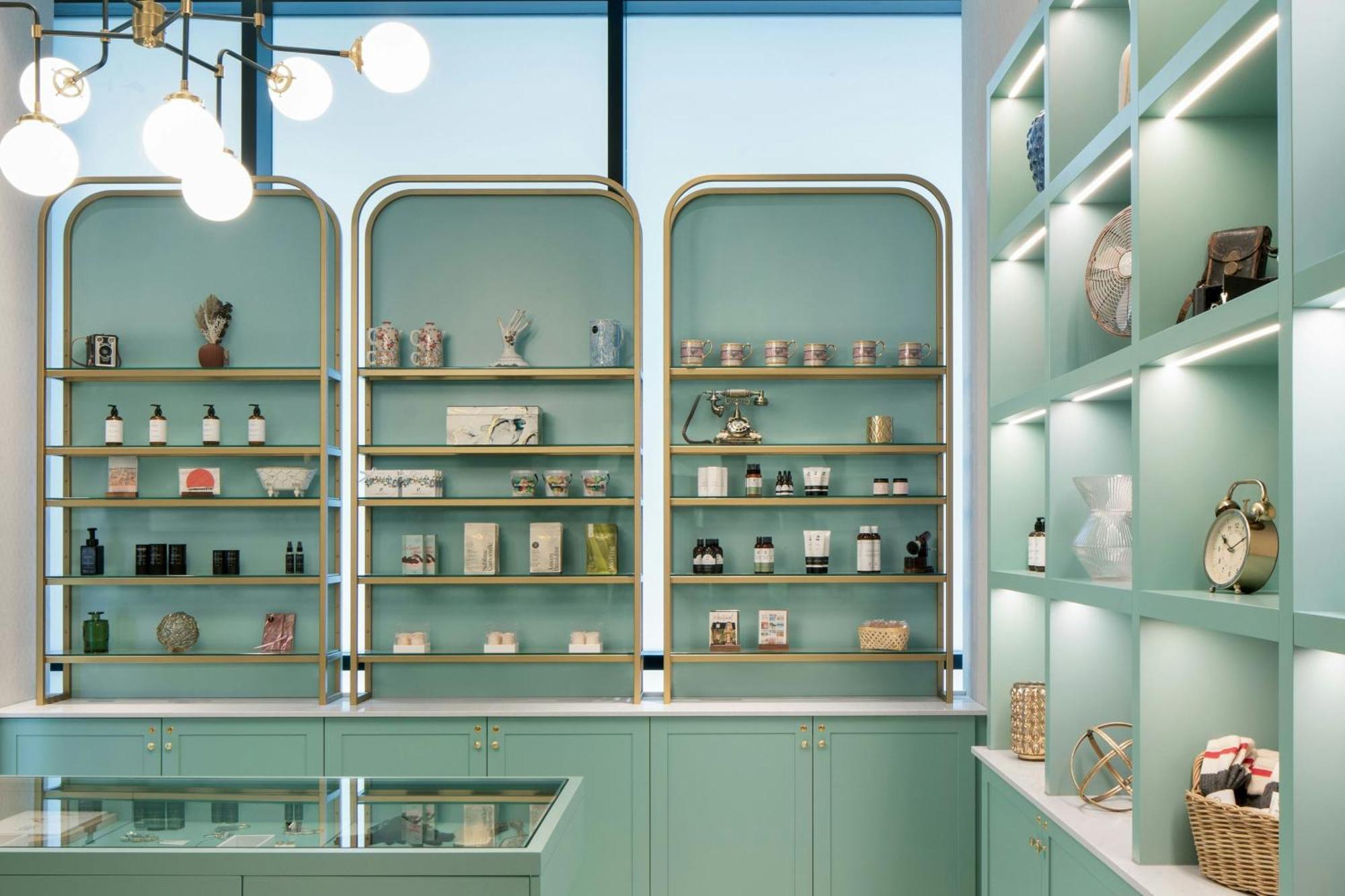 Honeyrose Hotel, Montreal, A Tribute Portfolio Hotel Экстерьер фото The Apothecary